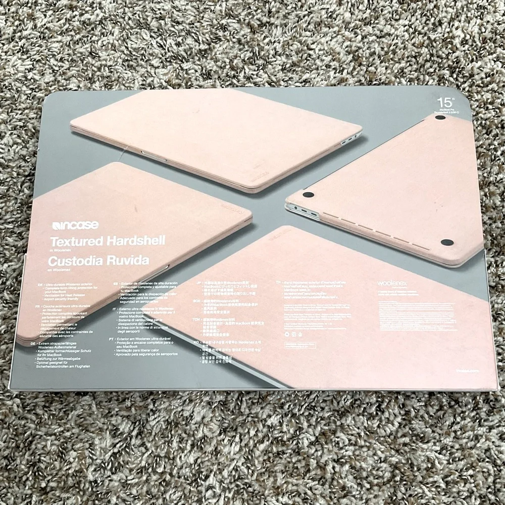 NWT 15” textured hardshell MacBook case/cover, dusty pink, woolenex durability